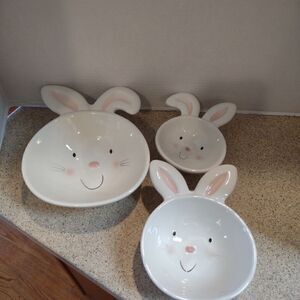 👍 Set of 3 Stacking Bunny Bowls. Easter.  C4